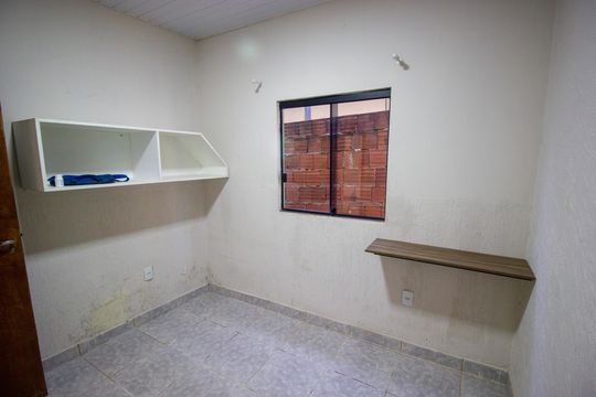 Casa de Condomínio à venda com 2 quartos, 72m² em Conjunto 04, Brasília