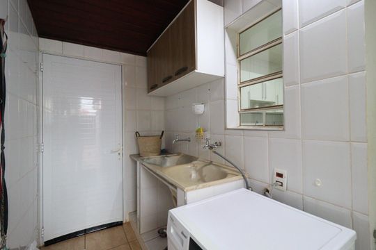 Área de Serviço de casa de condomínio para alugar com 3 quartos, 180m² em Parque dos Lagos, Ribeirão Preto