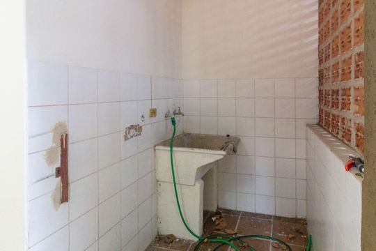 Garagem e area de lazer de casa para alugar com 3 quartos, 400m² em Torres Tibagy, Guarulhos