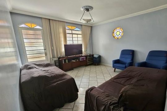Sala de casa à venda com 4 quartos, 396m² em Novo das Indústrias, Belo Horizonte