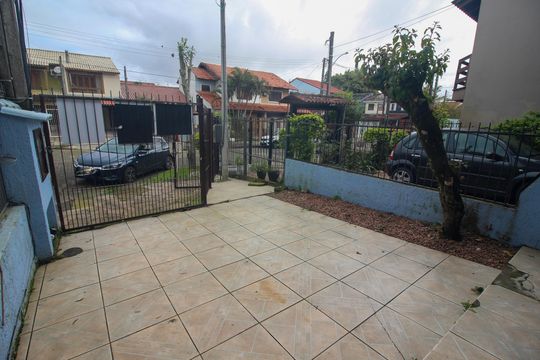 Garagem de casa para alugar com 2 quartos, 50m² em Hípica, Porto Alegre