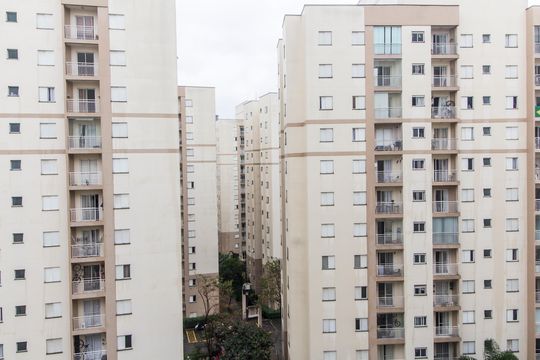 Vista do Quarto 2 de apartamento para alugar com 2 quartos, 62m² em Jardim Tupanci, Barueri