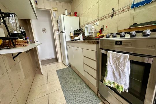 Cozinha de apartamento para alugar com 2 quartos, 52m² em Jardim Germania, São Paulo