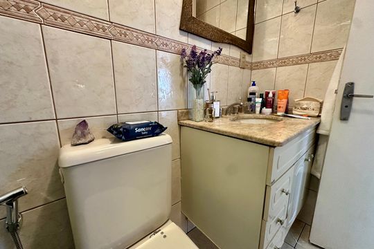 Banheiro de apartamento para alugar com 2 quartos, 52m² em Jardim Germania, São Paulo