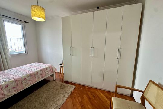 Quarto 2 de apartamento para alugar com 2 quartos, 52m² em Jardim Germania, São Paulo
