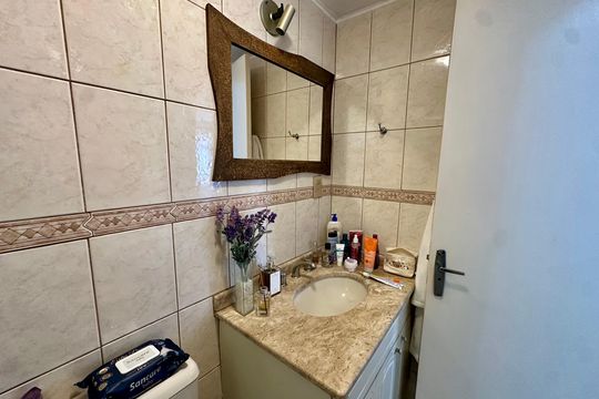 Banheiro de apartamento para alugar com 2 quartos, 52m² em Jardim Germania, São Paulo