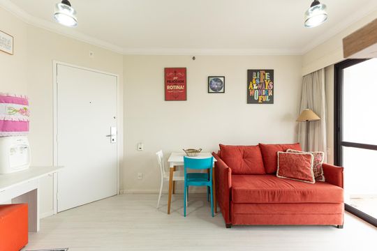 Sala de apartamento à venda com 1 quarto, 33m² em Moema, São Paulo
