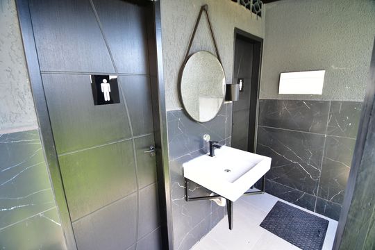 Lavabo de casa à venda com 4 quartos, 232m² em Chácara da Barra, Campinas