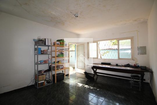 Casa para alugar com 2 quartos, 228m² em Taquara, Rio de Janeiro