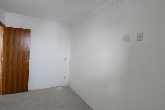 Apartamento à venda com 2 quartos, 55m² em Jardim Aida, Guarulhos