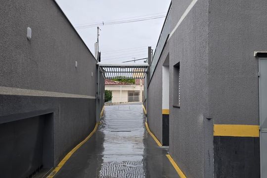 Apartamento à venda com 2 quartos, 55m² em Jardim Aida, Guarulhos
