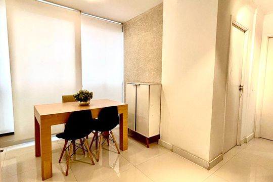Sala/cozinha  de apartamento para alugar com 2 quartos, 43m² em Nova Piraju, São Paulo