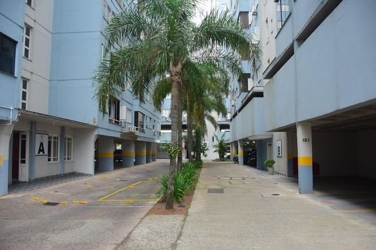 Área externa do residencial  de apartamento para alugar com 2 quartos, 78m² em Vila Cachoeirinha, Cachoeirinha
