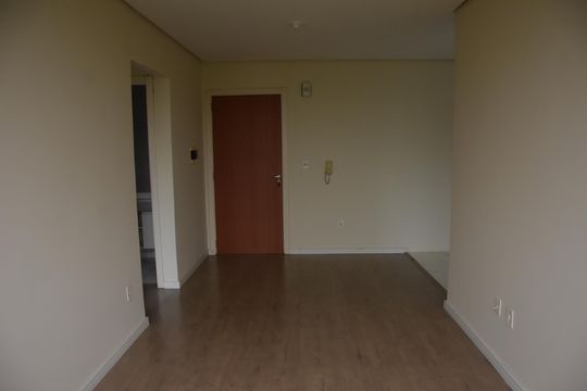 Sala  de apartamento para alugar com 2 quartos, 78m² em Vila Cachoeirinha, Cachoeirinha