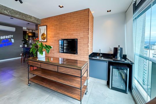 Apartamento à venda com 3 quartos, 150m² em Vila Madalena, São Paulo