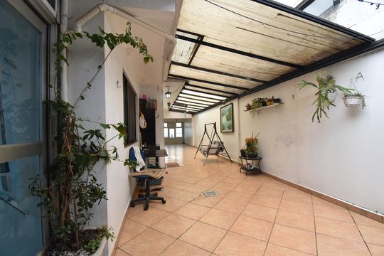 Garagem  de casa à venda com 3 quartos, 160m² em Xaxim, Curitiba