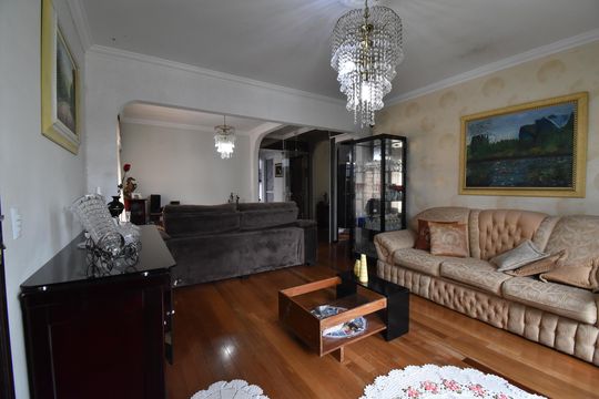 Casa à venda com 3 quartos, 160m² em Xaxim, Curitiba