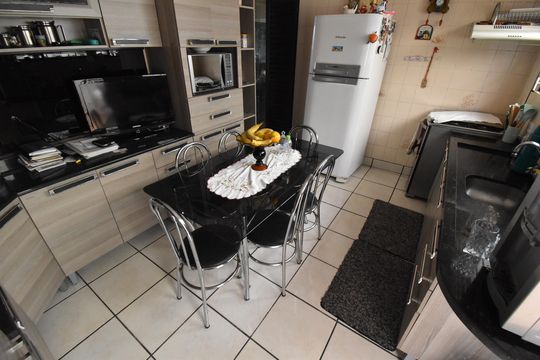 Cozinha de casa à venda com 3 quartos, 160m² em Xaxim, Curitiba
