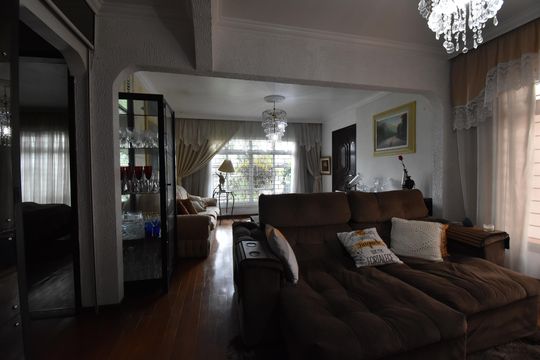 Sala  de casa à venda com 3 quartos, 160m² em Xaxim, Curitiba