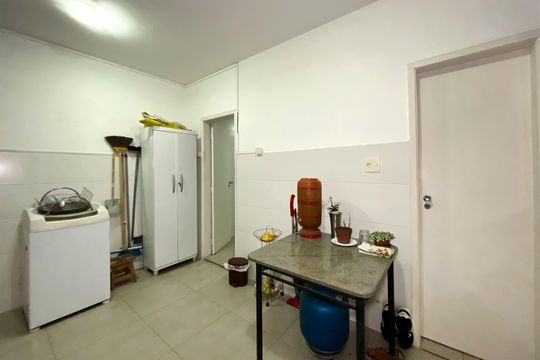 Área de Serviçoa de apartamento para alugar com 4 quartos, 158m² em Sion, Belo Horizonte