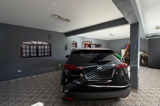 Casa para alugar com 3 quartos, 210m² em Vila Merces, Carapicuíba