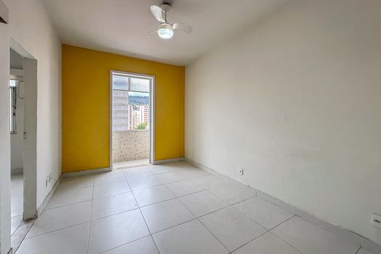 Apartamento para alugar com 1 quarto, 45m² em Centro, Rio de Janeiro