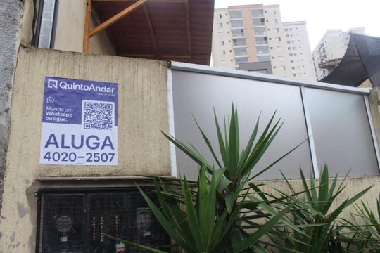 Placa de casa para alugar com 3 quartos, 100m² em Olímpico, São Caetano do Sul