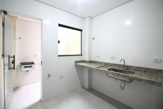 Cozinha  de apartamento para alugar com 2 quartos, 40m² em Cidade Antônio Estêvão de Carvalho, São Paulo