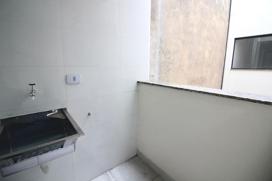 Área de serviço  de apartamento para alugar com 2 quartos, 40m² em Cidade Antônio Estêvão de Carvalho, São Paulo