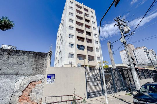 Fachada com Plaquinha de apartamento para alugar com 2 quartos, 62m² em Vila Aricanduva, São Paulo
