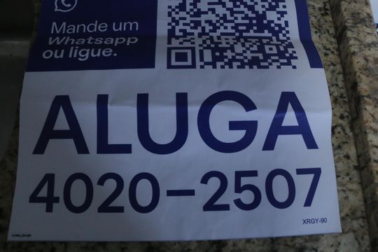 foto da placa de casa para alugar com 1 quarto, 70m² em Califórnia, Nova Iguaçu