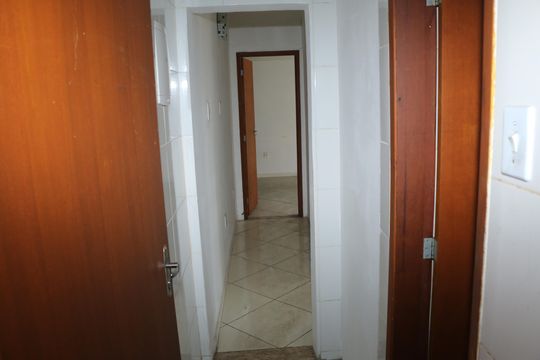 Corredor de casa para alugar com 1 quarto, 70m² em Califórnia, Nova Iguaçu