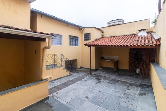 Quintal de casa para alugar com 3 quartos, 90m² em Cidade Dutra, São Paulo