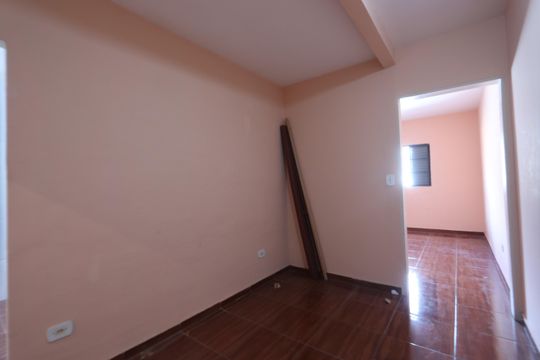 Sala de casa para alugar com 1 quarto, 38m² em Parque Colonial, São Paulo