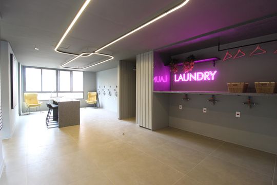 Área Comum - Lavanderia de apartamento para alugar com 1 quarto, 25m² em Vila Nova Conceição, São Paulo