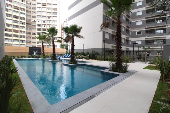 Área Comum - Piscina de apartamento para alugar com 1 quarto, 25m² em Vila Nova Conceição, São Paulo