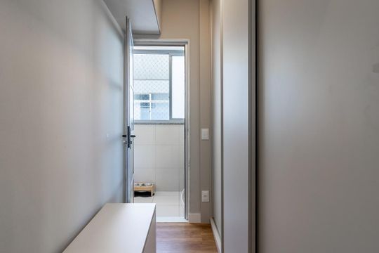 Corredor / Área de serviço de apartamento à venda com 2 quartos, 80m² em Calafate, Belo Horizonte