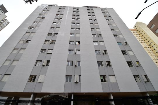 Fachada do Prédio de apartamento para alugar com 1 quarto, 45m² em Cambuí, Campinas