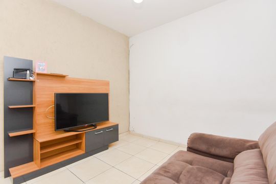 Sala de casa para alugar com 2 quartos, 80m² em Jardim Santa Maria, Guarulhos