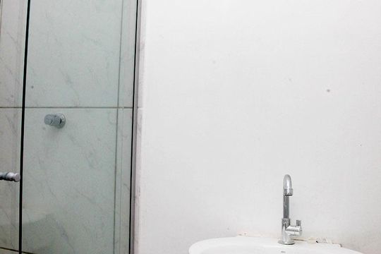 Banheiro de apartamento para alugar com 1 quarto, 30m² em Cidade Baixa, Porto Alegre