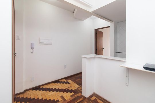 Cozinha de apartamento para alugar com 1 quarto, 28m² em Cidade Baixa, Porto Alegre