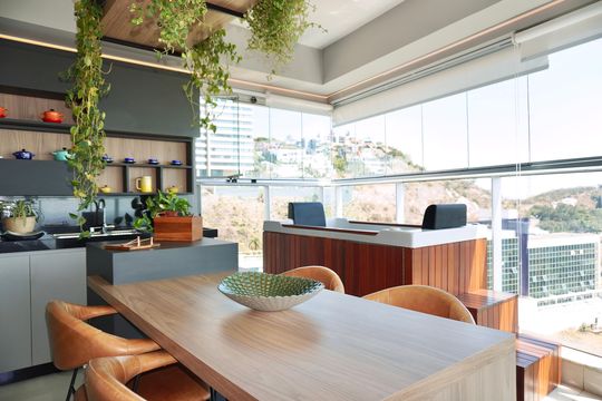 Varanda de apartamento à venda com 4 quartos, 220m² em Santa Lúcia, Belo Horizonte