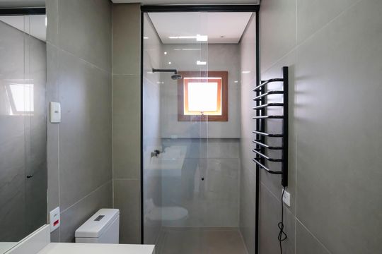 Banheiro da Suíte de casa à venda com 3 quartos, 180m² em Mauá, São Caetano do Sul