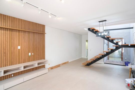 Casa à venda com 3 quartos, 180m² em Mauá, São Caetano do Sul