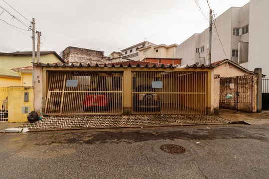 Fachada de casa à venda com 3 quartos, 330m² em Vila Maria Alta, São Paulo