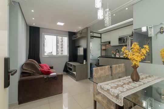 Apartamento para alugar com 2 quartos, 47m² em  Vila Antonieta, São Paulo