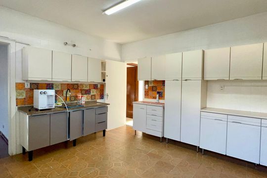 Cozinha de casa para alugar com 3 quartos, 170m² em Vila Madalena, São Paulo