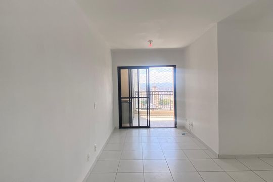 Sala de apartamento para alugar com 3 quartos, 72m² em Vila Osasco, Osasco