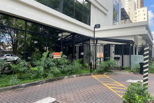 Fachada do Prédio de apartamento para alugar com 3 quartos, 72m² em Vila Osasco, Osasco