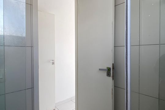 Banheiro da Suíte de apartamento para alugar com 3 quartos, 72m² em Vila Osasco, Osasco